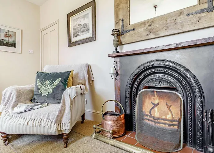 2 Bed In Richmond Oc-88217 *